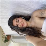 Empática, activa, creativa, responsable y proactiva, niños/as hasta 12 años.